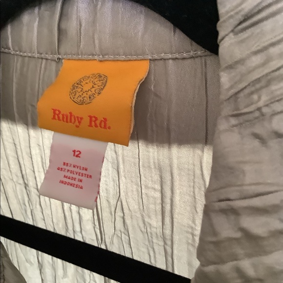 Ruby  Road jacket silver gray crinkle material size 12 big collar zipper… - Picture 5 of 13